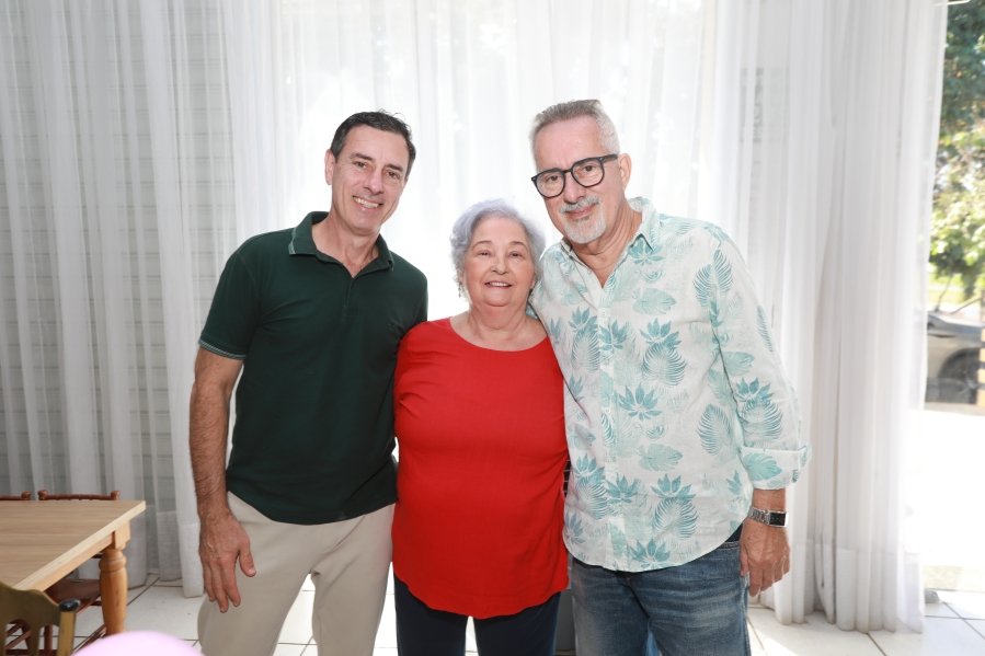FÁTIMA QUINTILIANOS, SETE DÉCADAS DE ALEGRIA E MUITO AMOR - Eloisa Mattos