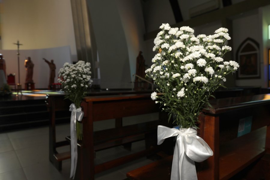 MARIA CAROLINA E LUIS ANDRÉ: UM “SIM” REPLETO DE EMOÇÃO E AMOR – ( IGREJA REDENTORA) - Eloisa Mattos