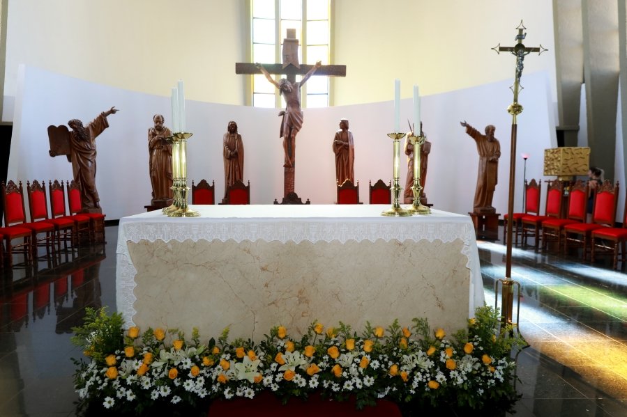 MARIA CAROLINA E LUIS ANDRÉ: UM “SIM” REPLETO DE EMOÇÃO E AMOR – ( IGREJA REDENTORA) - Eloisa Mattos