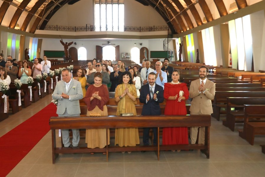 MARIA CAROLINA E LUIS ANDRÉ: UM “SIM” REPLETO DE EMOÇÃO E AMOR – ( IGREJA REDENTORA) - Eloisa Mattos