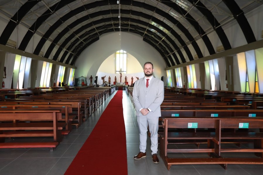 MARIA CAROLINA E LUIS ANDRÉ: UM “SIM” REPLETO DE EMOÇÃO E AMOR – ( IGREJA REDENTORA) - Eloisa Mattos