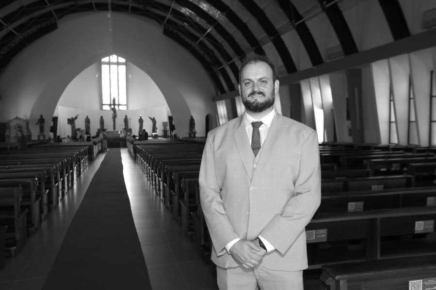MARIA CAROLINA E LUIS ANDRÉ: UM “SIM” REPLETO DE EMOÇÃO E AMOR – ( IGREJA REDENTORA) - Eloisa Mattos