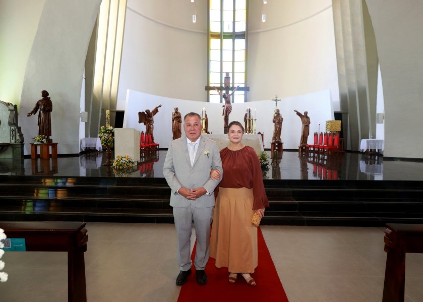 MARIA CAROLINA E LUIS ANDRÉ: UM “SIM” REPLETO DE EMOÇÃO E AMOR – ( IGREJA REDENTORA) - Eloisa Mattos