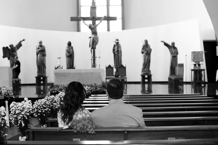 MARIA CAROLINA E LUIS ANDRÉ: UM “SIM” REPLETO DE EMOÇÃO E AMOR – ( IGREJA REDENTORA) - Eloisa Mattos