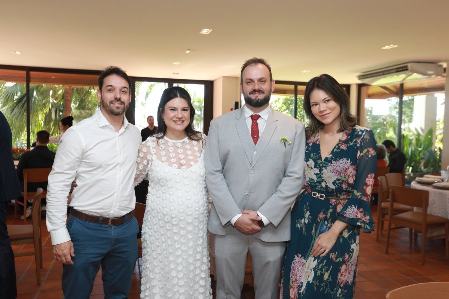 MARIA CAROLINA E LUIS ANDRÉ: UM “SIM” REPLETO DE EMOÇÃO E AMOR – ( IGREJA REDENTORA) - Eloisa Mattos