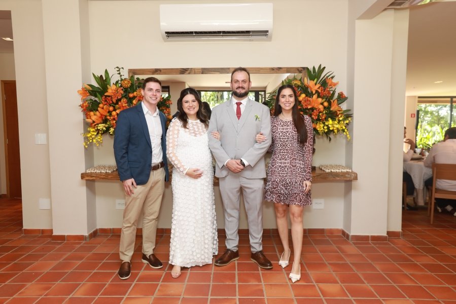 MARIA CAROLINA E LUIS ANDRÉ: UM “SIM” REPLETO DE EMOÇÃO E AMOR – ( IGREJA REDENTORA) - Eloisa Mattos