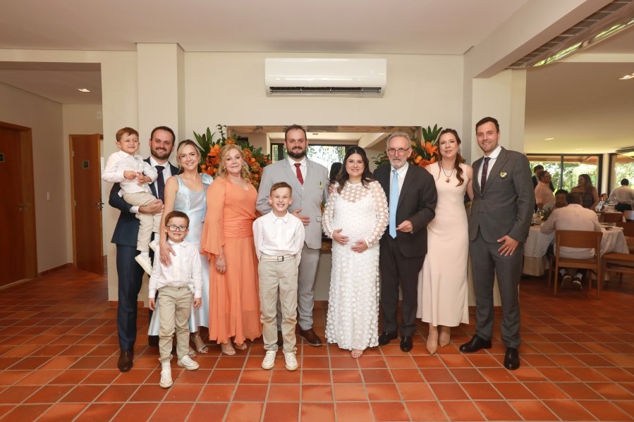MARIA CAROLINA E LUIS ANDRÉ: UM “SIM” REPLETO DE EMOÇÃO E AMOR – ( IGREJA REDENTORA) - Eloisa Mattos