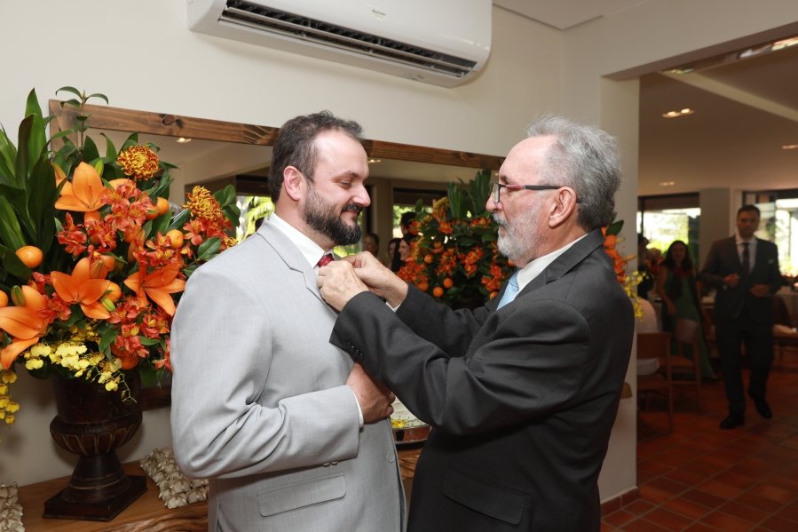 MARIA CAROLINA E LUIS ANDRÉ: UM “SIM” REPLETO DE EMOÇÃO E AMOR – ( IGREJA REDENTORA) - Eloisa Mattos