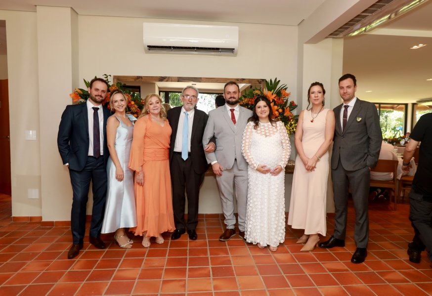 MARIA CAROLINA E LUIS ANDRÉ: UM “SIM” REPLETO DE EMOÇÃO E AMOR – ( IGREJA REDENTORA) - Eloisa Mattos