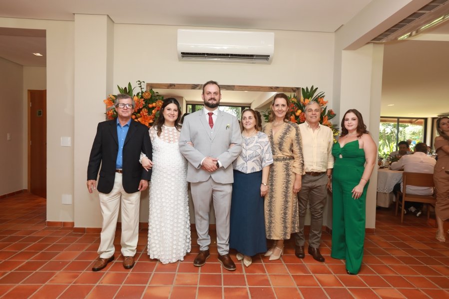 MARIA CAROLINA E LUIS ANDRÉ: UM “SIM” REPLETO DE EMOÇÃO E AMOR – ( IGREJA REDENTORA) - Eloisa Mattos