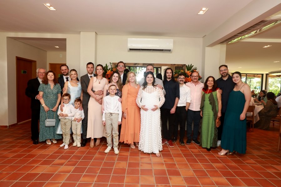 MARIA CAROLINA E LUIS ANDRÉ: UM “SIM” REPLETO DE EMOÇÃO E AMOR – ( IGREJA REDENTORA) - Eloisa Mattos