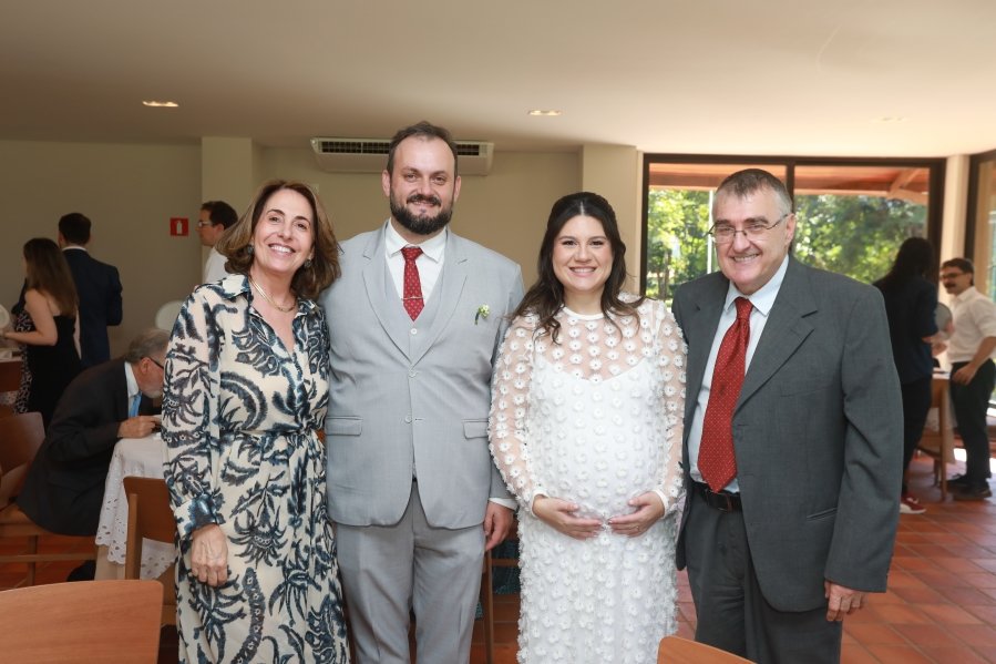 MARIA CAROLINA E LUIS ANDRÉ: UM “SIM” REPLETO DE EMOÇÃO E AMOR – ( IGREJA REDENTORA) - Eloisa Mattos