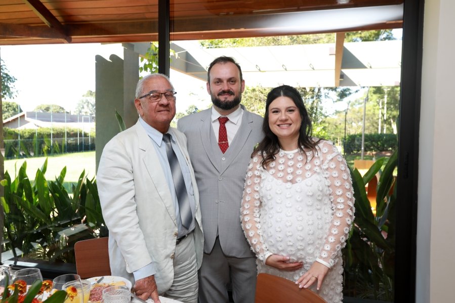 MARIA CAROLINA E LUIS ANDRÉ: UM “SIM” REPLETO DE EMOÇÃO E AMOR – ( IGREJA REDENTORA) - Eloisa Mattos