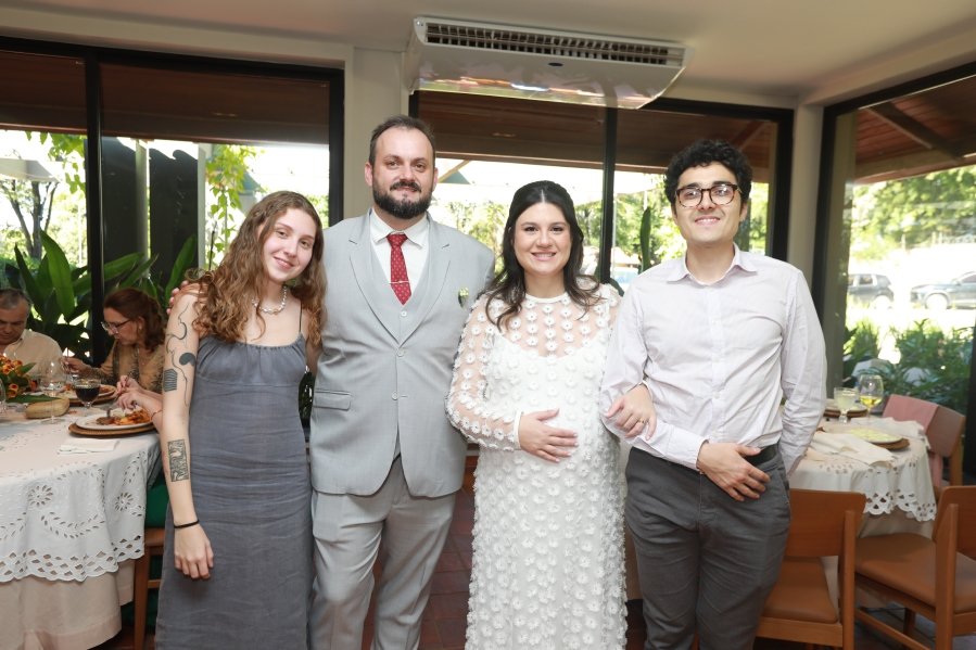 MARIA CAROLINA E LUIS ANDRÉ: UM “SIM” REPLETO DE EMOÇÃO E AMOR – ( IGREJA REDENTORA) - Eloisa Mattos