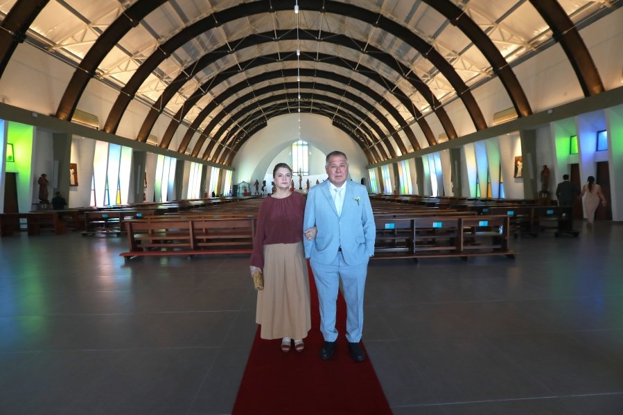 MARIA CAROLINA E LUIS ANDRÉ: UM “SIM” REPLETO DE EMOÇÃO E AMOR – ( IGREJA REDENTORA) - Eloisa Mattos