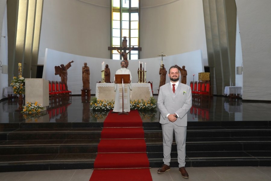 MARIA CAROLINA E LUIS ANDRÉ: UM “SIM” REPLETO DE EMOÇÃO E AMOR – ( IGREJA REDENTORA) - Eloisa Mattos