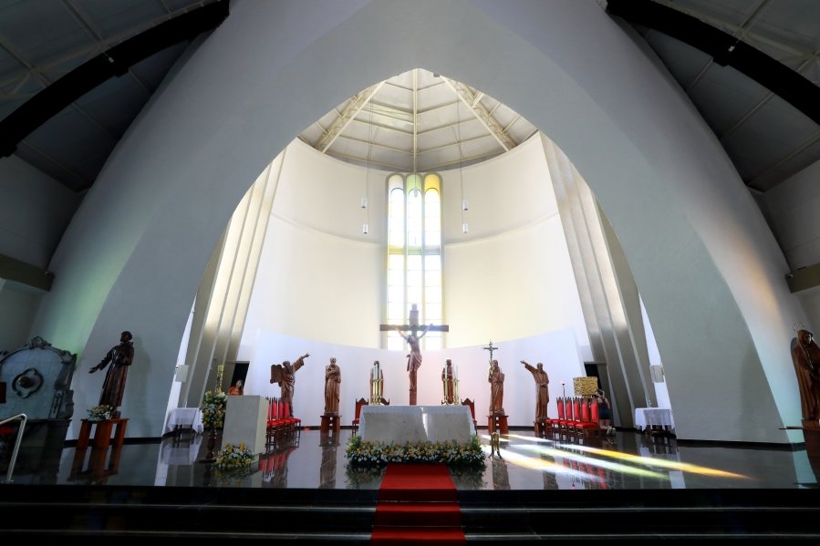 MARIA CAROLINA E LUIS ANDRÉ: UM “SIM” REPLETO DE EMOÇÃO E AMOR – ( IGREJA REDENTORA) - Eloisa Mattos