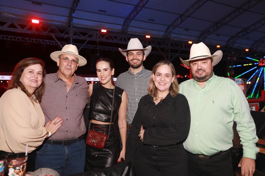 RIO PRETO RODEO COUNTRY BULLS – GUSTTAVO LIMA – JOÃO BOSCO & VINÍCIUS - Eloisa Mattos