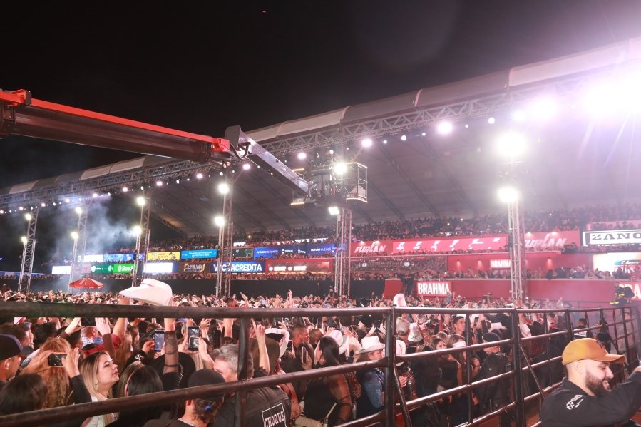 RIO PRETO RODEO COUNTRY BULLS – GUSTTAVO LIMA – JOÃO BOSCO & VINÍCIUS - Eloisa Mattos