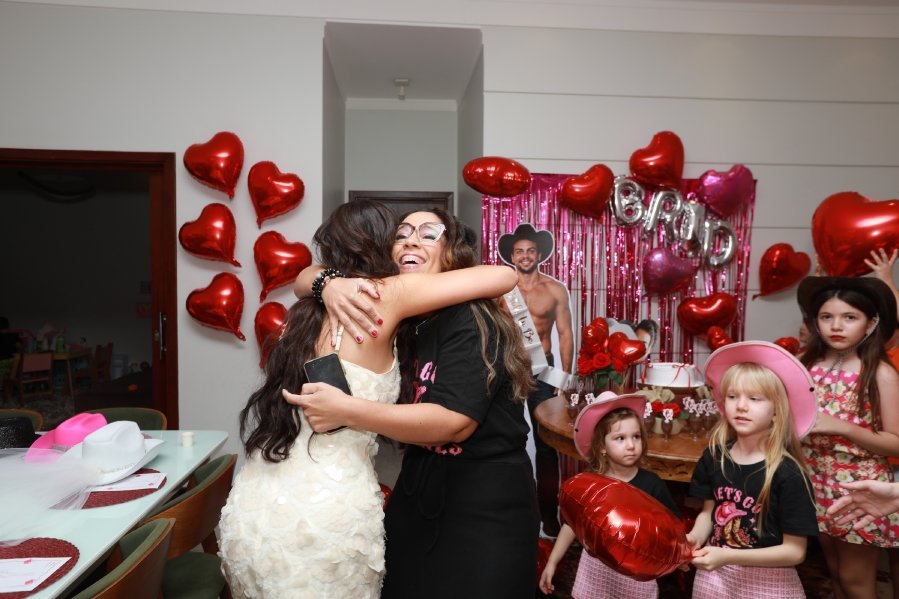 “LAST RODEIO DA GABRIELA”: UMA DESPEDIDA DE SOLTEIRA EM CLIMA COUNTRY - Eloisa Mattos