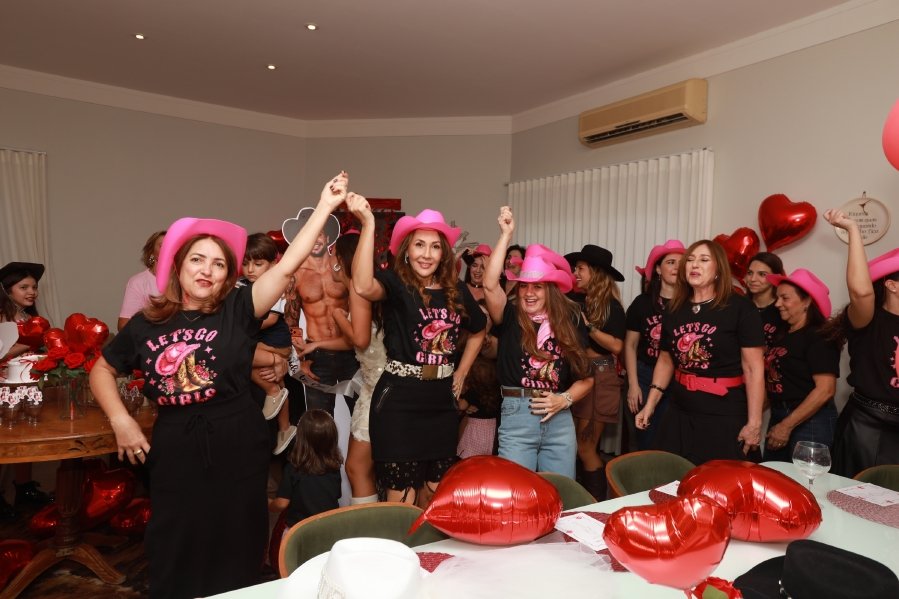 “LAST RODEIO DA GABRIELA”: UMA DESPEDIDA DE SOLTEIRA EM CLIMA COUNTRY - Eloisa Mattos