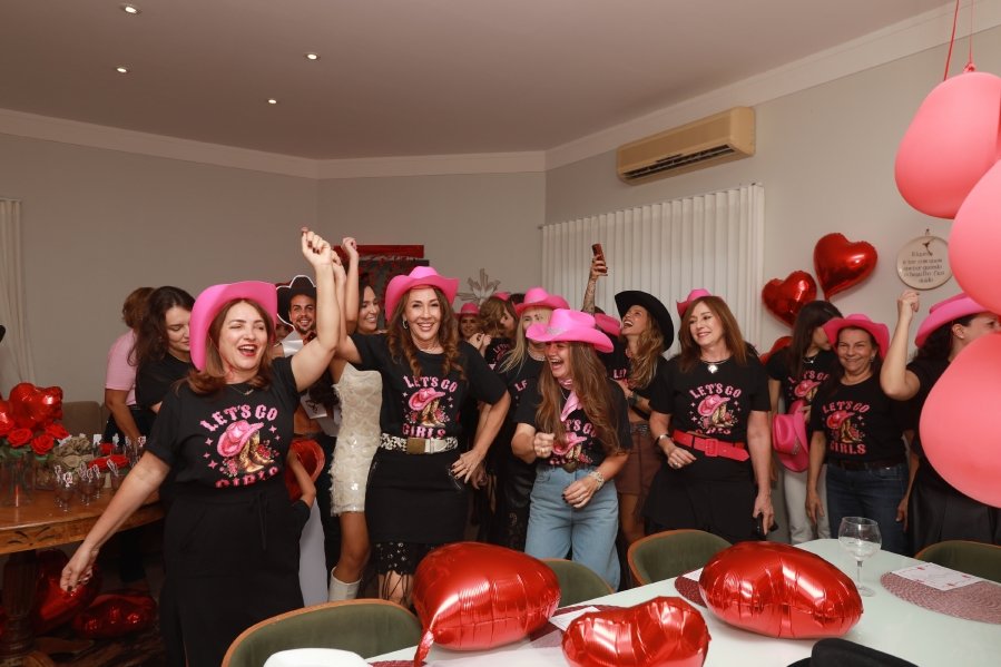 “LAST RODEIO DA GABRIELA”: UMA DESPEDIDA DE SOLTEIRA EM CLIMA COUNTRY - Eloisa Mattos