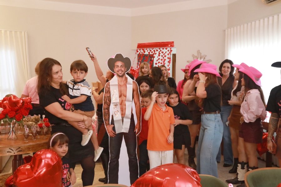 “LAST RODEIO DA GABRIELA”: UMA DESPEDIDA DE SOLTEIRA EM CLIMA COUNTRY - Eloisa Mattos