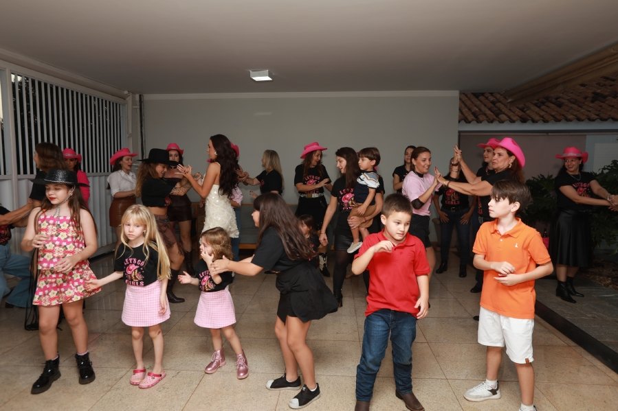 “LAST RODEIO DA GABRIELA”: UMA DESPEDIDA DE SOLTEIRA EM CLIMA COUNTRY - Eloisa Mattos