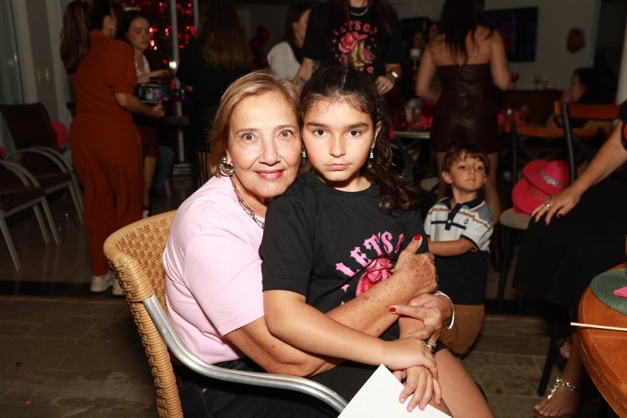 “LAST RODEIO DA GABRIELA”: UMA DESPEDIDA DE SOLTEIRA EM CLIMA COUNTRY - Eloisa Mattos