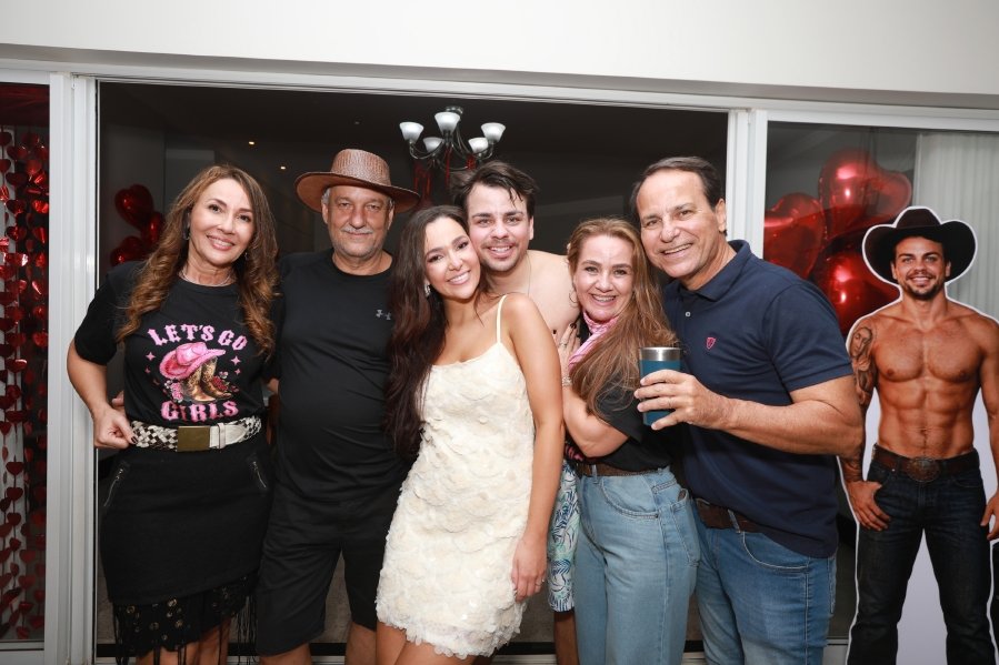 “LAST RODEIO DA GABRIELA”: UMA DESPEDIDA DE SOLTEIRA EM CLIMA COUNTRY - Eloisa Mattos