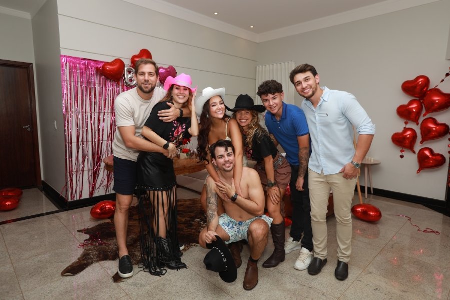 “LAST RODEIO DA GABRIELA”: UMA DESPEDIDA DE SOLTEIRA EM CLIMA COUNTRY - Eloisa Mattos