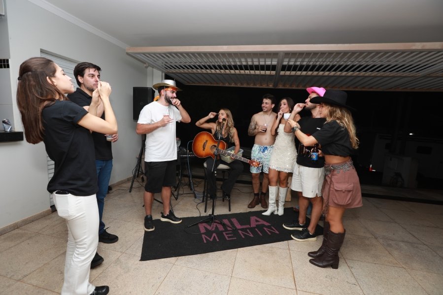 “LAST RODEIO DA GABRIELA”: UMA DESPEDIDA DE SOLTEIRA EM CLIMA COUNTRY - Eloisa Mattos