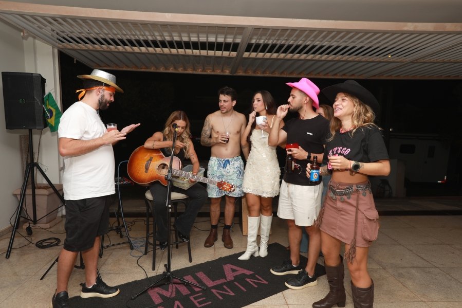 “LAST RODEIO DA GABRIELA”: UMA DESPEDIDA DE SOLTEIRA EM CLIMA COUNTRY - Eloisa Mattos