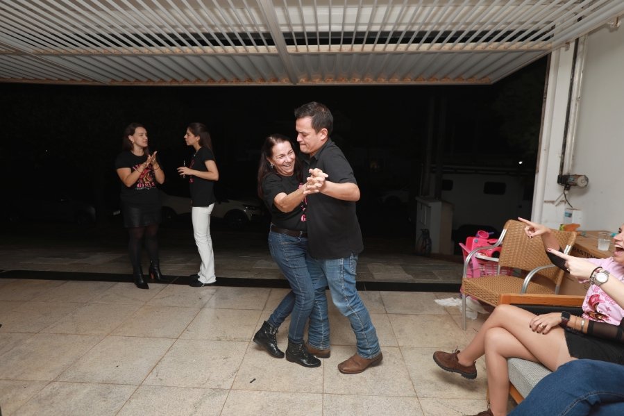 “LAST RODEIO DA GABRIELA”: UMA DESPEDIDA DE SOLTEIRA EM CLIMA COUNTRY - Eloisa Mattos
