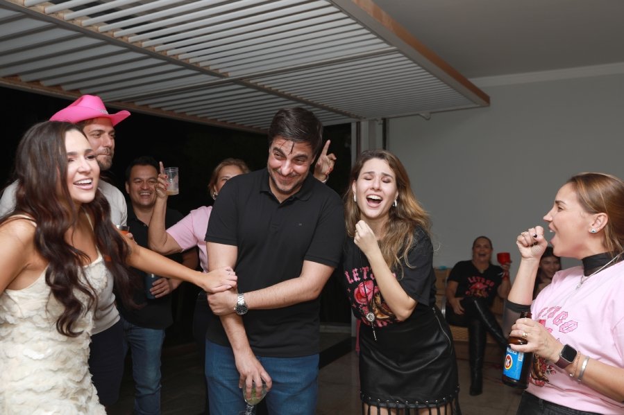 “LAST RODEIO DA GABRIELA”: UMA DESPEDIDA DE SOLTEIRA EM CLIMA COUNTRY - Eloisa Mattos