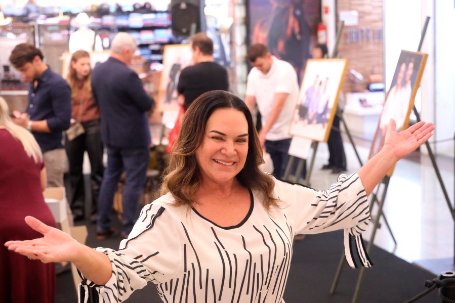 COQUETEL DE ABERTURA DA 17{ EDIÇÃO “PAIS E FILHOS EM FOCO” RIOPRETO SHOPPING - Eloisa Mattos