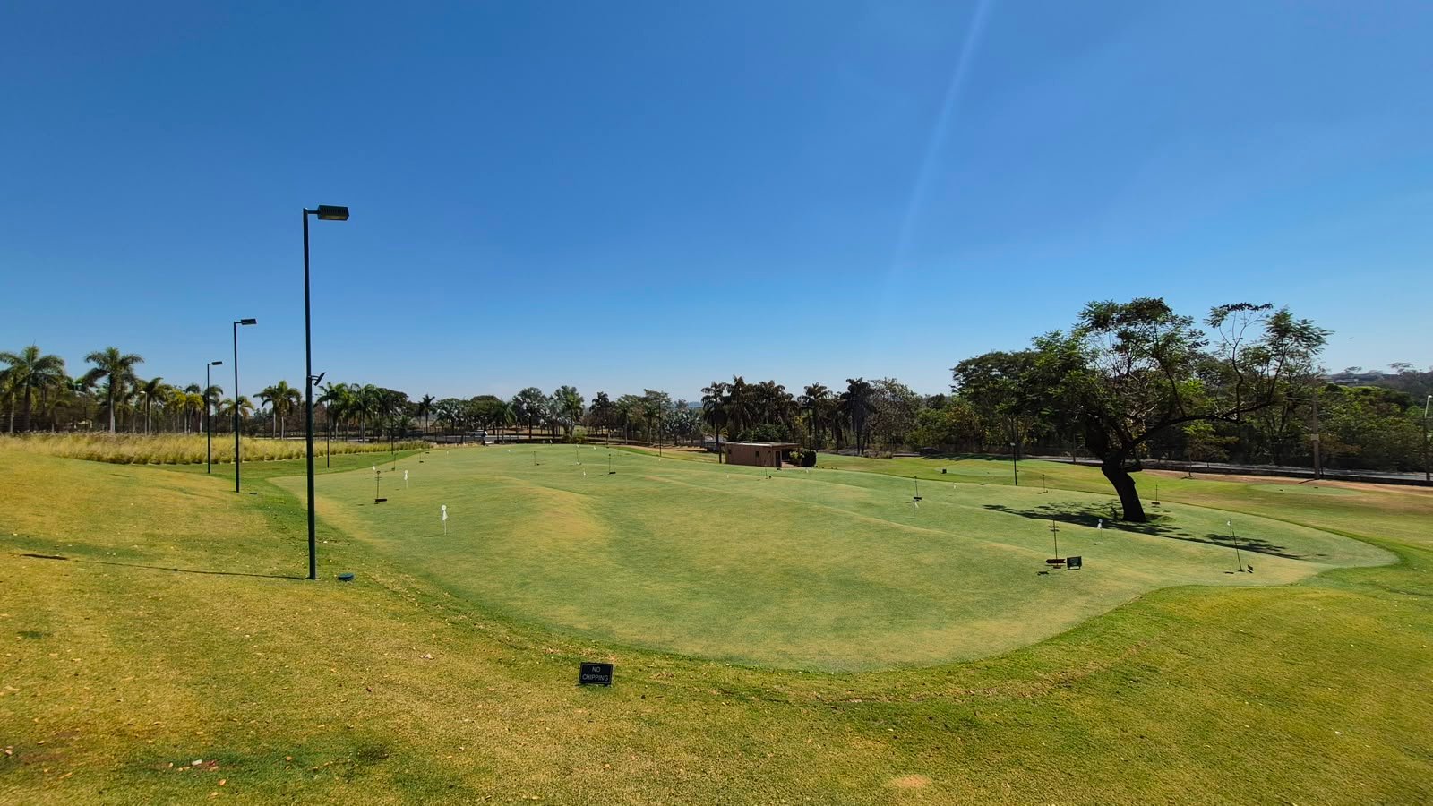 Rio Preto ganha primeiro putting course de 18 buracos iluminado do Brasil