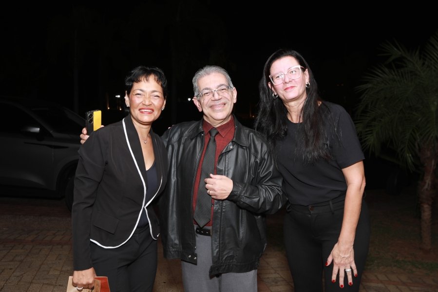 IUN RIO PRETO CELEBRA 48 ANOS DE RESIDÊNCIA MÉDICA EM UROLOGIA COM NOITE DE REENCONTROS E EMOÇÃO - Eloisa Mattos