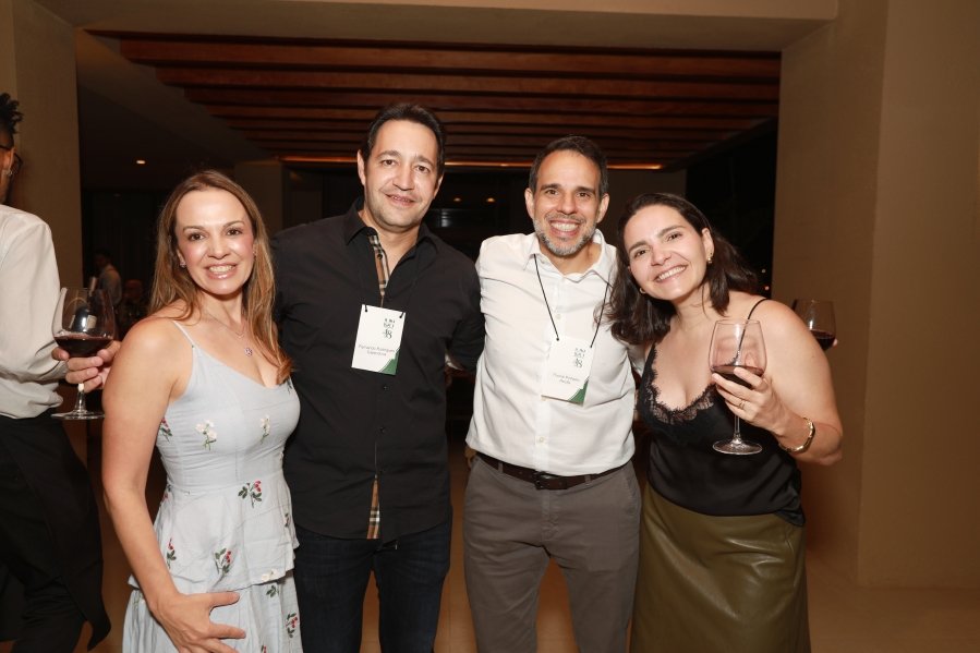 IUN RIO PRETO CELEBRA 48 ANOS DE RESIDÊNCIA MÉDICA EM UROLOGIA COM NOITE DE REENCONTROS E EMOÇÃO - Eloisa Mattos