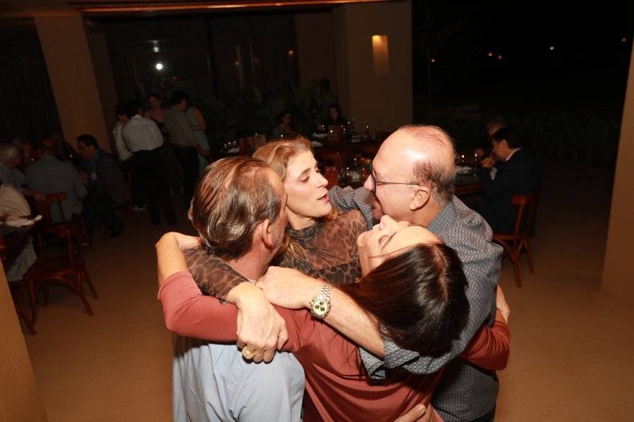 IUN RIO PRETO CELEBRA 48 ANOS DE RESIDÊNCIA MÉDICA EM UROLOGIA COM NOITE DE REENCONTROS E EMOÇÃO - Eloisa Mattos