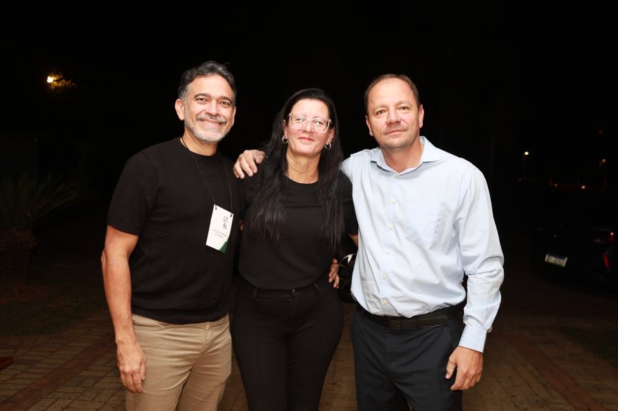 IUN RIO PRETO CELEBRA 48 ANOS DE RESIDÊNCIA MÉDICA EM UROLOGIA COM NOITE DE REENCONTROS E EMOÇÃO - Eloisa Mattos