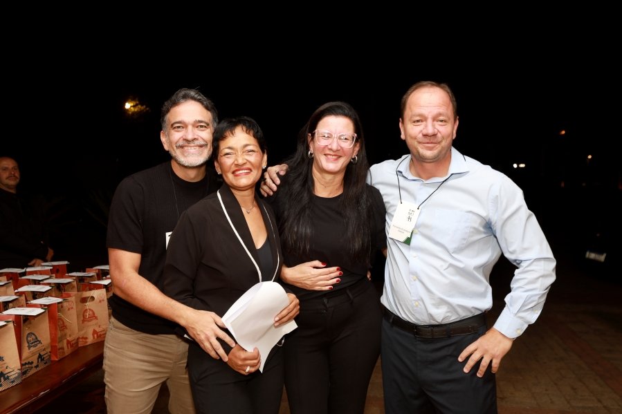 IUN RIO PRETO CELEBRA 48 ANOS DE RESIDÊNCIA MÉDICA EM UROLOGIA COM NOITE DE REENCONTROS E EMOÇÃO - Eloisa Mattos