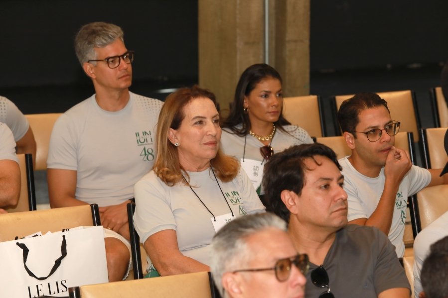 SEGUNDO DIA DE COMEMORAÇÃO DOS 48 ANOS DA RESIDÊNCIA MÉDICA EM UROLOGIA DO IUN RIO PRETO - Eloisa Mattos