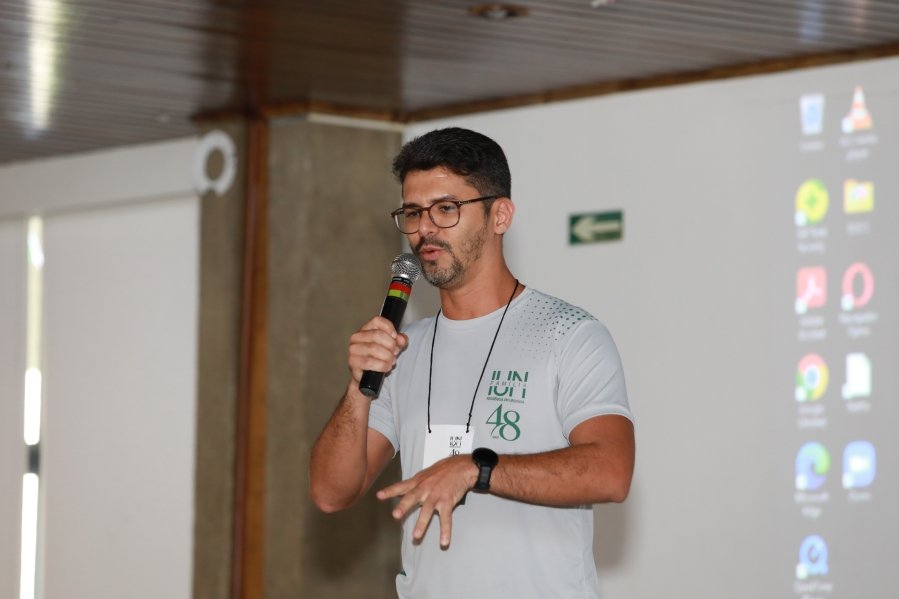 SEGUNDO DIA DE COMEMORAÇÃO DOS 48 ANOS DA RESIDÊNCIA MÉDICA EM UROLOGIA DO IUN RIO PRETO - Eloisa Mattos