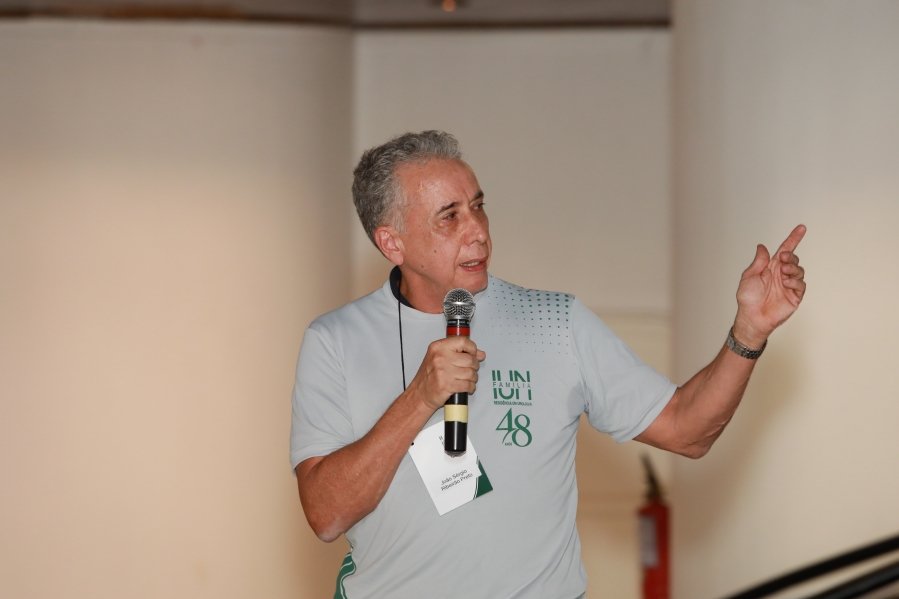 SEGUNDO DIA DE COMEMORAÇÃO DOS 48 ANOS DA RESIDÊNCIA MÉDICA EM UROLOGIA DO IUN RIO PRETO - Eloisa Mattos