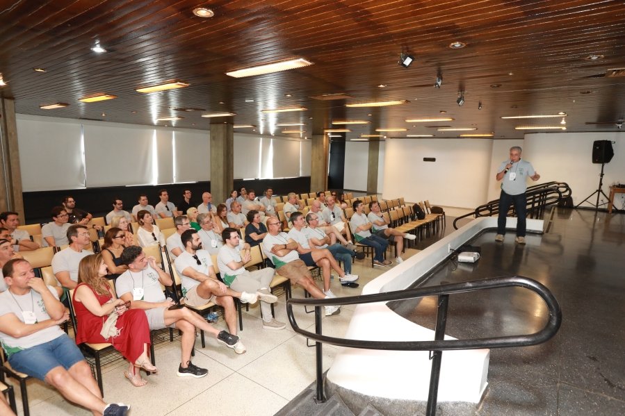 SEGUNDO DIA DE COMEMORAÇÃO DOS 48 ANOS DA RESIDÊNCIA MÉDICA EM UROLOGIA DO IUN RIO PRETO - Eloisa Mattos