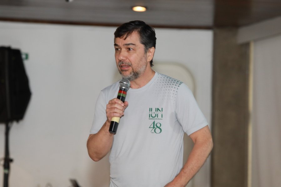 SEGUNDO DIA DE COMEMORAÇÃO DOS 48 ANOS DA RESIDÊNCIA MÉDICA EM UROLOGIA DO IUN RIO PRETO - Eloisa Mattos