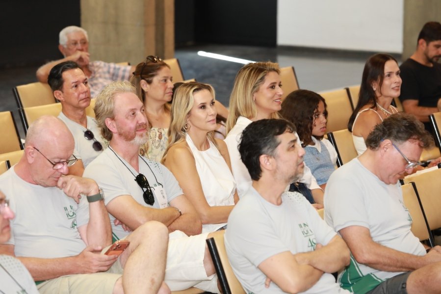 SEGUNDO DIA DE COMEMORAÇÃO DOS 48 ANOS DA RESIDÊNCIA MÉDICA EM UROLOGIA DO IUN RIO PRETO - Eloisa Mattos