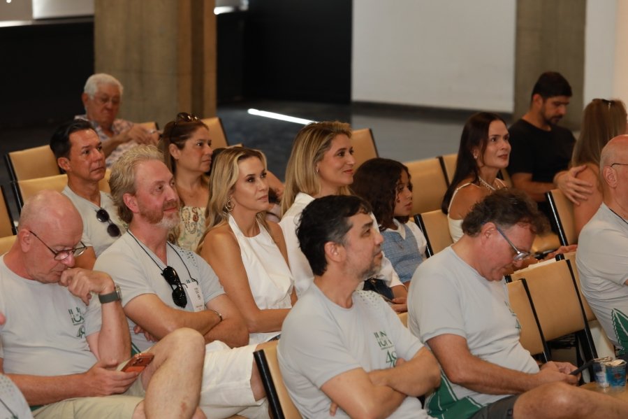SEGUNDO DIA DE COMEMORAÇÃO DOS 48 ANOS DA RESIDÊNCIA MÉDICA EM UROLOGIA DO IUN RIO PRETO - Eloisa Mattos