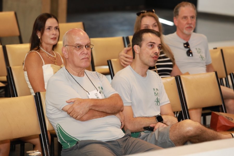 SEGUNDO DIA DE COMEMORAÇÃO DOS 48 ANOS DA RESIDÊNCIA MÉDICA EM UROLOGIA DO IUN RIO PRETO - Eloisa Mattos